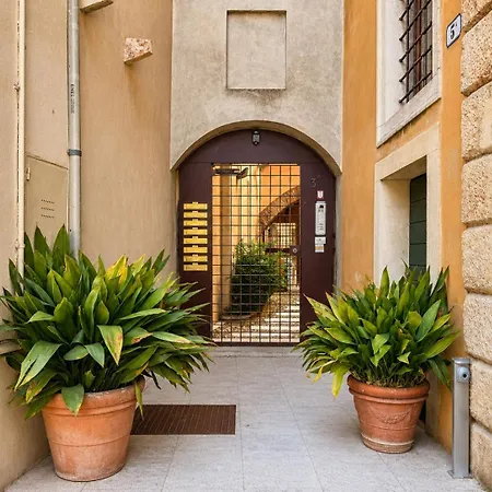 Casa Marani Ponte Pietra Apartment Verona